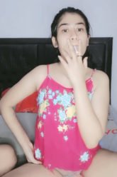 Karin Cantik Isep Rokok Dulu Sebelum Ngewe