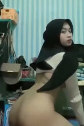 hijab mahasiswi.jpg