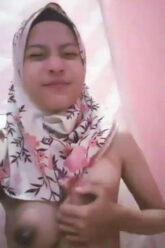 Jilbab Imut Nakal.jpg